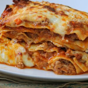 Meat Lasagna with Garlic Bread - 2 servings