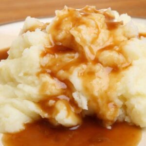 Mash Potatoes & Turkey Gravy - Serves 4