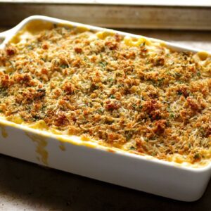 Macaroni & Cheese w/ Herb Bread Crumbs - Serves 4